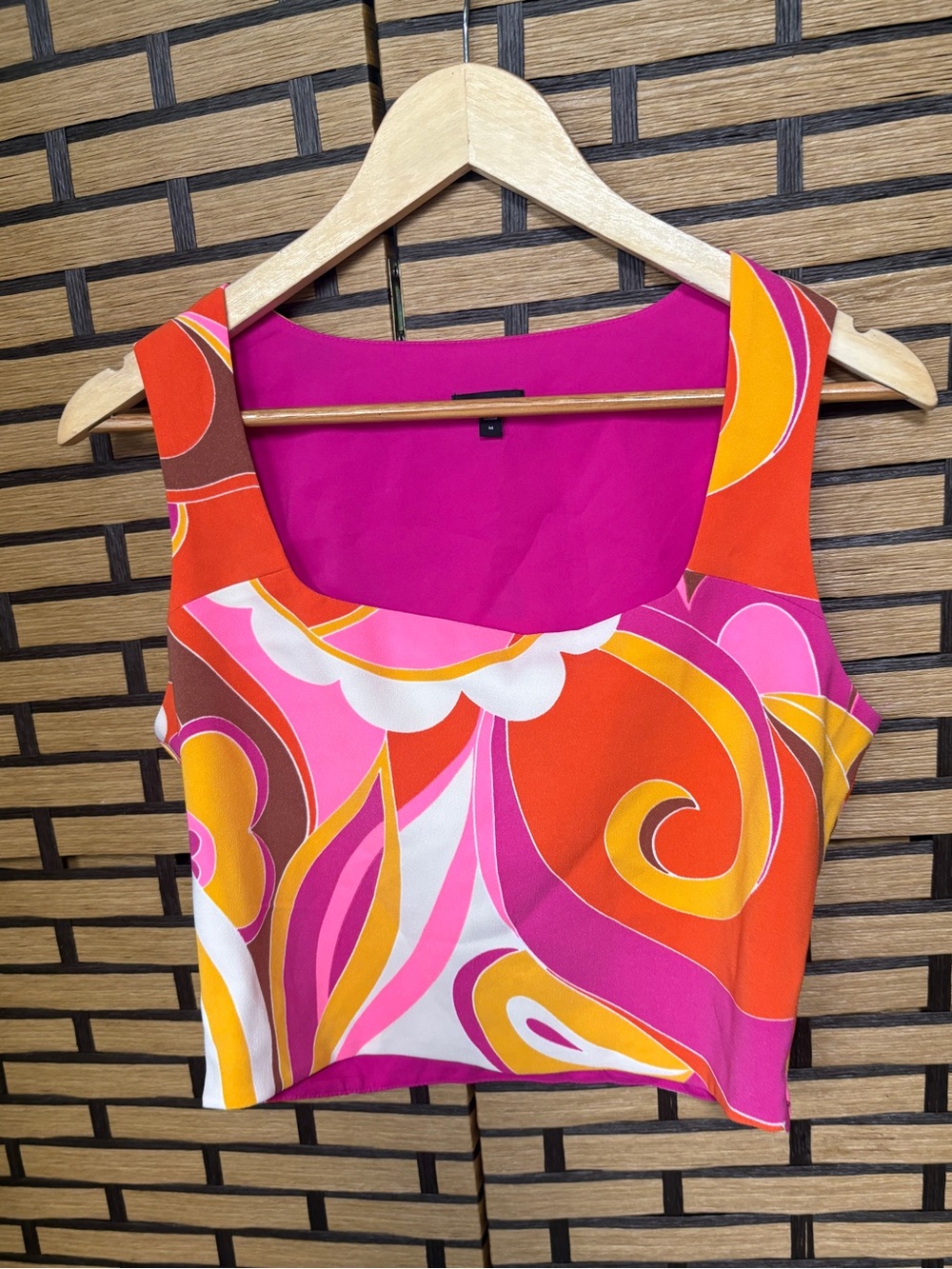 Express pink crop tank top size medium